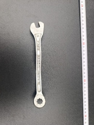 FACOM T112-B FRE 279-01 КЛЮЧ DO ГАЛЬМІВ RENAULT R4,R5,R6,R12,R16,R15,R17 