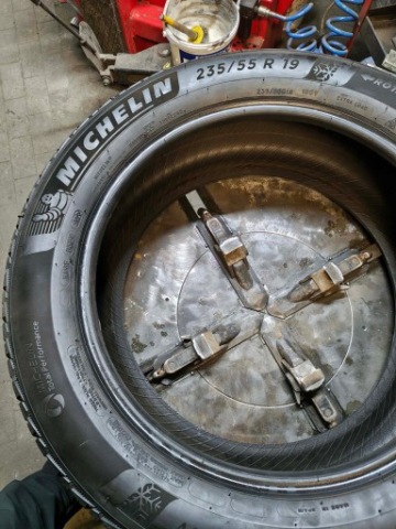 ШИНИ ЗИМОВІ MICHELIN ПУЛЬТ ALPIN 5 SUV 235/55R19 105V KPL. 4 SZT. 