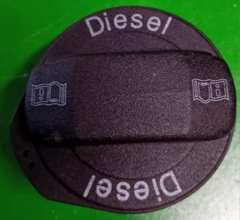 КОРОК ЗАЛИВНОЇ ГОРЛОВИНИ ПАЛИВА VW AUDI 1J0201553AC 