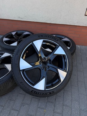 КОЛЕСА ЗИМОВІ VOLVO EX90/XC90 СУПЕР СТАН 22 ДЮЙМІВ MICHELIN 
