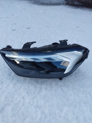AUDI A1 ФАРА ЛІВА 82A941033D 