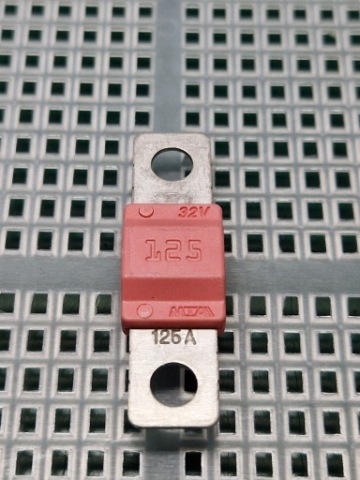 ЗАПОБІЖНИКИ TOPIKOWE MTA 125A 32V НОВЕ 