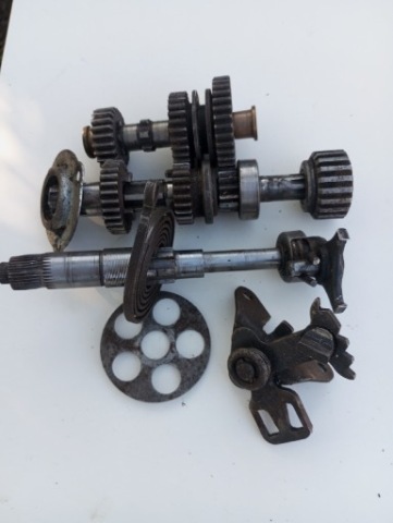 КОРОБКА ПЕРЕДАЧ WSK125 