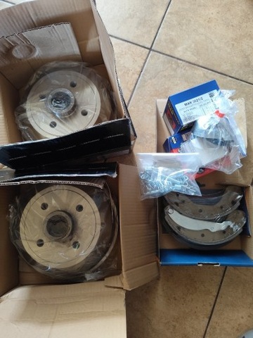 NEW BRAKES REAR CORSA B BEBNY BRAKE SHOES BEARING  