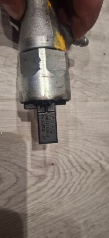 РЕГУЛЯТОР ТИСКУ ПАЛИВА 03L130089B 
