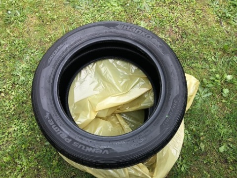 ПРОДАМ 4 ШИНИ ЛІТНІ 215/55 R17 94V HANKOOK VENTUS PRIME3 