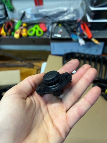 BMW F20 F21 F30 F32 ВІДБІЙНИК КАПОТУ КРИШКИ ДВИГУНА 7291089 