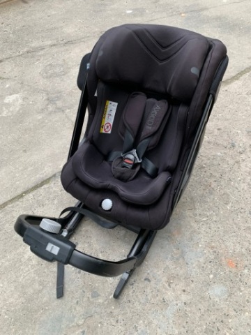 AXKID ONE ПЛЮС I-SIZE RWF 61-125 CM + ДЗЕРКАЛО I ВСТАВКА ZMNIEJSZAJACA 