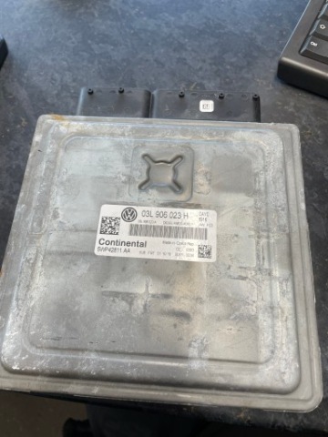 КОМП'ЮТЕР БЛОК КЕРУВАННЯ PCR2.1 03L906023H 5WP42811AA IMMO ВИКЛЮЧЕНИЙ VW SEAT AUDI SKODA 