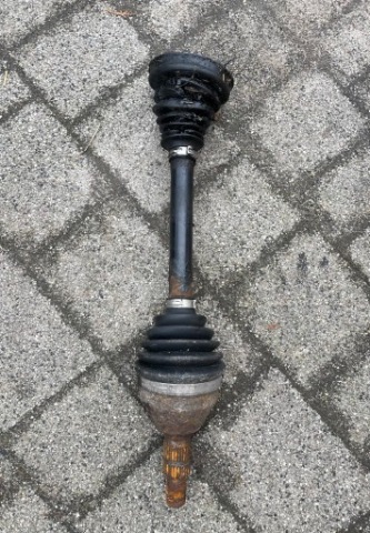 НАПІВВІСЬ ЛІВА 13250834 DN OPEL ASTRA J 
