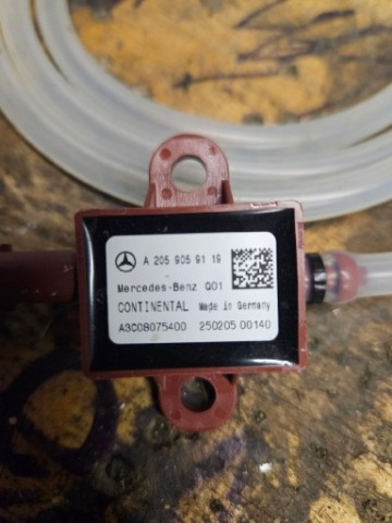ДАТЧИК ЗАХИСТУ ПІШОХІДНИЙ A2059059119 W205 