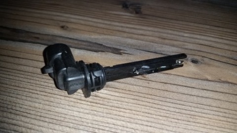 ДАТЧИК РІВНЯ РІДИНИ ОХОЛОДЖЕННЯ OPEL GM 13271444 НОВИЙ 