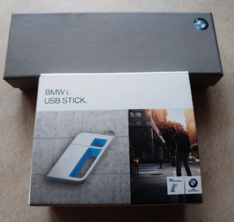 BMW 2x USB stick 16GB i 4GB