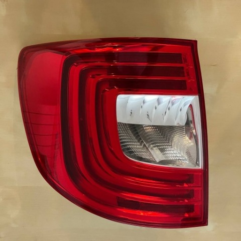 SKODA SUPERB II РЕСТАЙЛ ФАРА ЛЕВАЯ ЗАДНЯЯ ЛЕВЫЙ ЗАД УНИВЕРСАЛ 