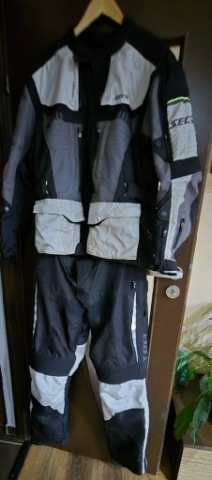 КОМПЛЕКТ МОТОЦИКЛЕТНИЙ SECA RESPIR AIR+ W ДУЖЕ DOBRYM STANIE 
