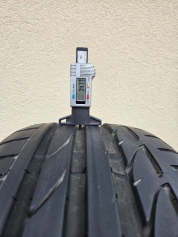 2 x Bridgestone Potenza S001 225/40R18 92Y