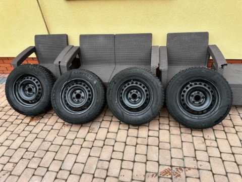 КОМПЛЕКТ NISSAN QASHQAI 5X114,3 ET50 6,5J X 16” JAKNOWE ШИНЫ TPMS 215/65R16 