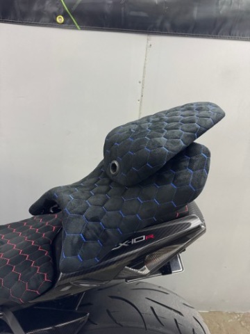 КОМПЛЕКТ СИДЕНИЙ YAMAHA YZF R125 2014-2018 