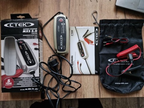 ЗАРЯДНОЕ AKUMULATOROWA DO АВТОМОБИЛЕЙ CTEK MXS 5.0 12V/5A 