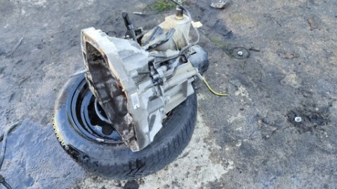 КОРОБКА ПЕРЕДАЧ JR5055 DACIA RENAULT NISSAN MERCEDES R 1.5 DCI MICRA V K14 