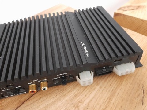 AMPLIFIER ALPINE 3540  