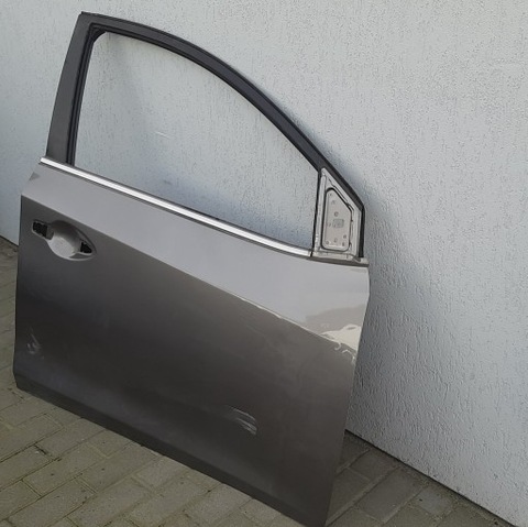 DOOR RIGHT FRONT NISSAN PULSAR 14-  