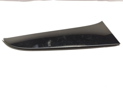 ЗАХИСТ ОБТІЧНИК НАКЛАДКА ЛІВА КРИШКИ БАГАЖНИКА MERCEDES C W205 A2057900488 
