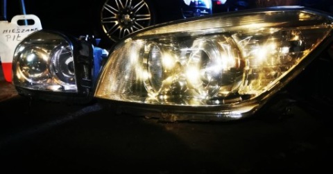 ПЕРЕДНЯ ФАРИ TOYOTA RAV 4 2008-2010 РЕСТАЙЛІНГ 