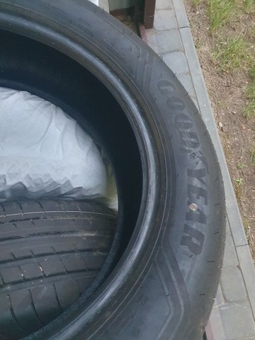 JUEGO 235/55 R18 100V GOODYEAR EAGLE F1 HOM. AO1  