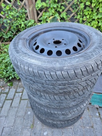 КОЛЕСА 195/65 R15 ДИСКИ СТАЛЬ ШИНИ ЗИМОВІ 4 ШТУКИ 