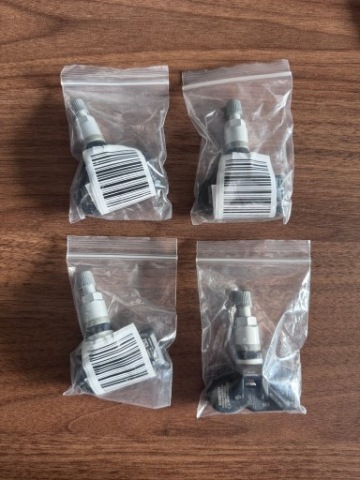 КОМПЛЕКТ 4 ШТУКИ ДАТЧИКОВ ДАВЛЕНИЯ TPMS 36106877934 315MHZ 