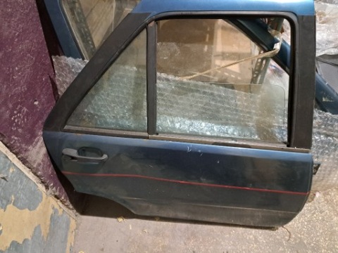 TIPO 1992 DRZWI, LAMPY, КРИЛО I ІНШІ 