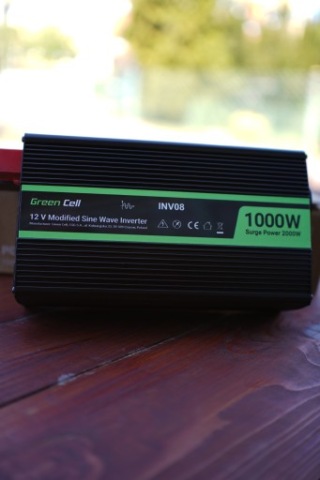 ПЕРЕТВОРЮВАЧ АВТОМОБІЛЬНА GREEN CELL 12V DO 220V, 1000W/2000W 