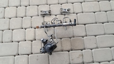 2.0 TDI НАСОС ФОРСУНОК 03L130755L 