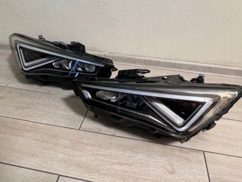 ФАРИ LEON 4/ CUPRA FORMENTOR ПОВНИЙ LED (СВІТЛОДІОД) 5FB941007J 5FB941008G 