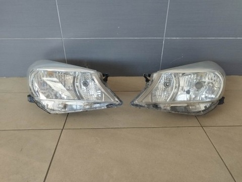 SET LAMP FRONT TOYOTA YARIS III 2010-2014  