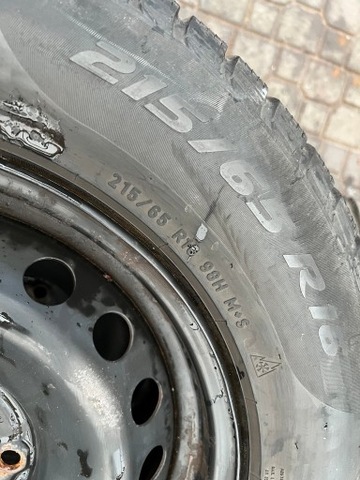 TIRES WINTER 215/65/R 16 NISSAN  