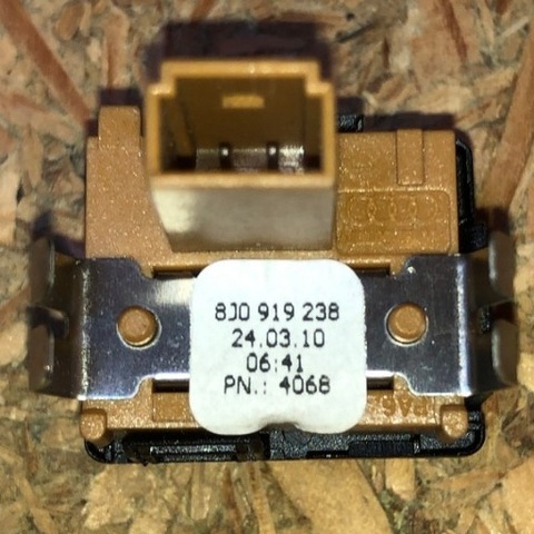 A3 8P SENSOR SENSOR NASLONECZNIENIA 8J0919238  