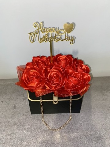 Box kwiatowy w torebce/flower box/róże ze wstążki/dzień mamy