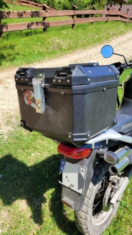 КОФР ЦЕНТРАЛЬНИЙ 45L +ПЛИТА МОНТАЖНА + 2 КЛЮЧИКИ 