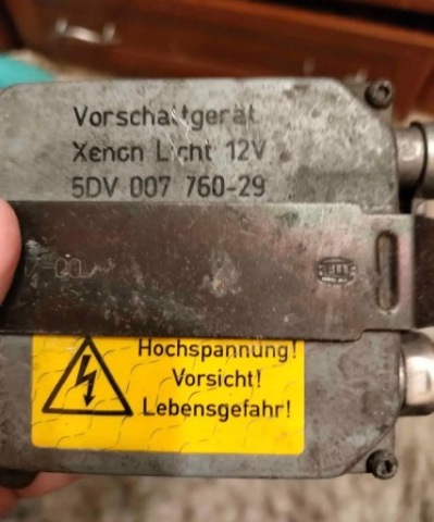ПЕРЕТВОРЮВАЧ BMW E39 HELLA 5DV 007 760-29 