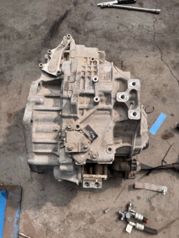 КОРОБКА ПЕРЕДАЧ RLU AUDI Q3 VW TIGUAN 09P300035G 