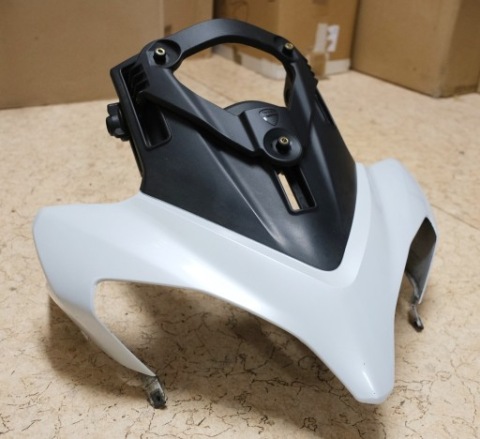 DUCATI MULTISTRADA 1200 S 2010-2015 ЧАША Z КРІПЛЕННЯМ СКЛА OEM 