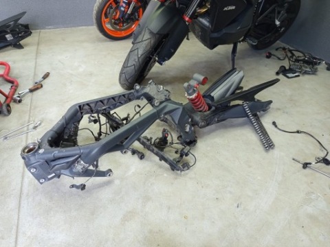 РАМА STREET TRIPLE 675R 2015 ZAREJESTROWANA OC 