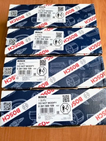 ПРОДАМ 4 ВЖИВАНІ ФОРСУНКИ BOSCH: 0 261 500 109 