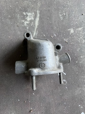 CUERPO TERMOSTATO POLONEZ FIAT 125P FSO  