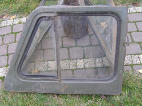 UAZ NADSTAWKA ДВЕРИ СТЕКЛО 