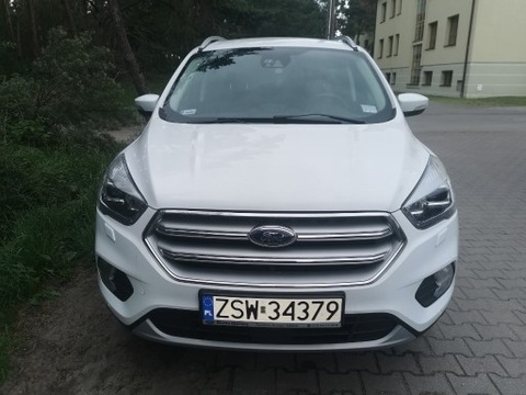 FORD KUGA 1,5 ECO BOOST FWD