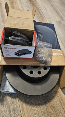 BREMBO ДИСКИ + КОЛОДКИ ЗАД 272MM AUDI A1 8X A3 8P 