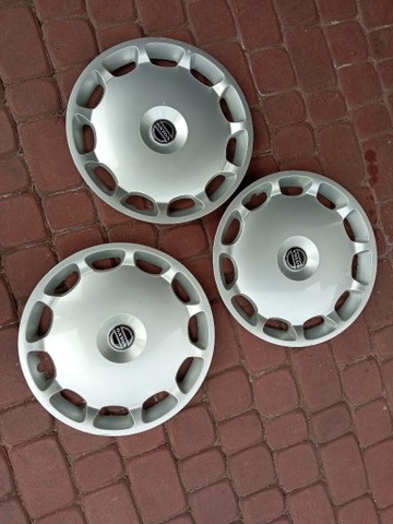 ORIGINAL WHEEL COVER 15